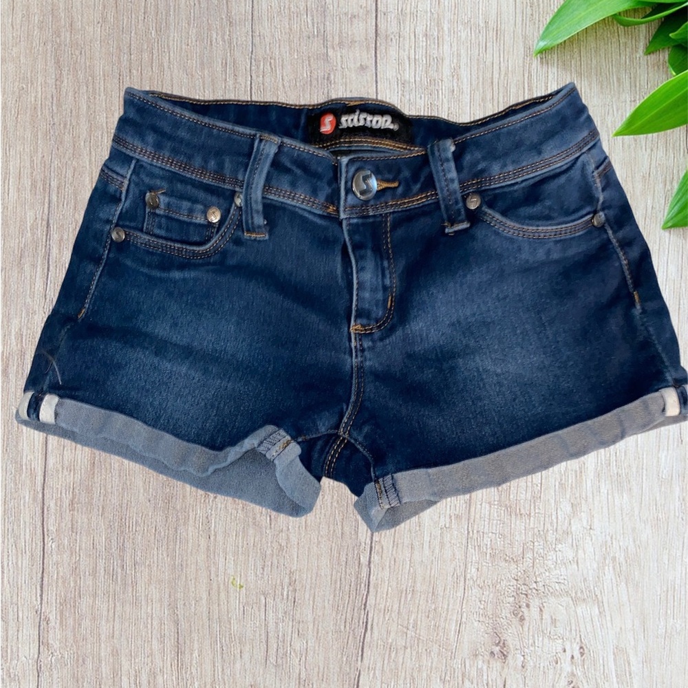 Scissor girls shorts size 10